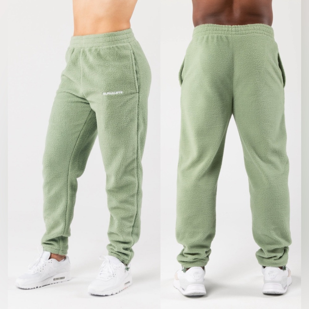 Alphalete King Jogger, Unisex Textured Plush Jogger - sage, S